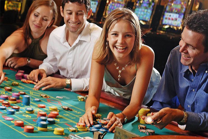 Young gamblers in casinos